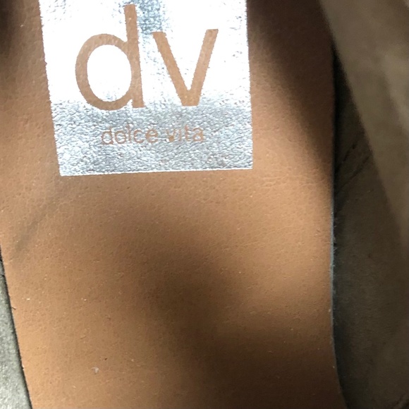 NEW Dolce Vita Beige Suede Ankle Boots with Tassel 7.5 - Picture 8 of 9